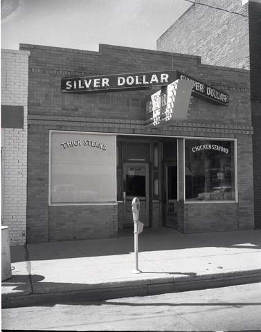 Silver Dollar 1957 (1)